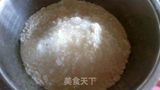 肉肉满满——培根新奥尔良鸡丁大虾披萨的做法步骤:2