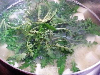 美味荠菜豆腐汤的做法步骤:6