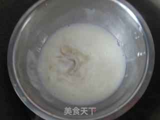 草莓慕斯蛋糕的做法步骤:2