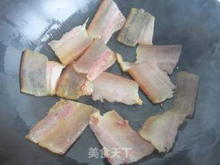 干锅腊肉的做法步骤:7