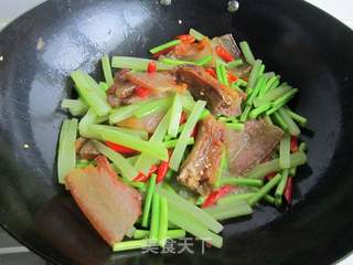 干锅腊肉的做法步骤:12