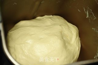 春游方便携带的脆皮肠小面包的做法步骤：1