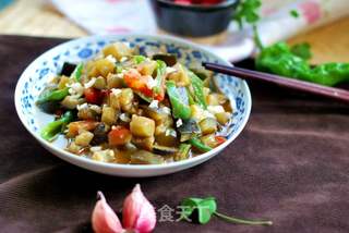 茄子最好吃的一种做法【西红柿尖椒炒茄子】的做法步骤:15