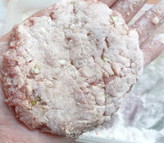 煎牛肉饼三明治的做法步骤:7