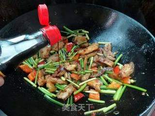 韭菜苔回锅肉的做法步骤:8