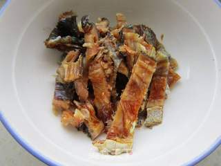 凉拌腊鱼的做法步骤：8