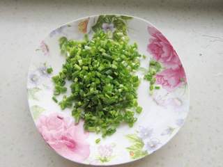 烫面香菇鸡蛋盒子的做法步骤：6