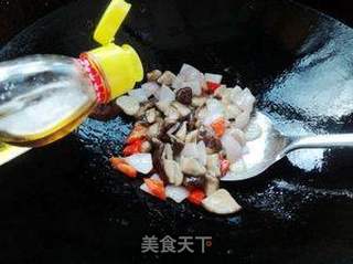 洋葱炒香菇的做法步骤:7