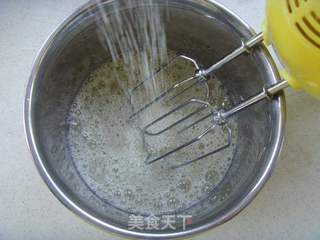沁凉诱惑---芒果慕斯蛋糕的做法步骤:5