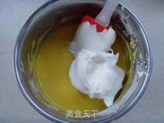 草莓季:酸酸甜甜---草莓蛋糕卷的做法步骤:9