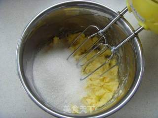 什锦果干马芬的做法步骤：1