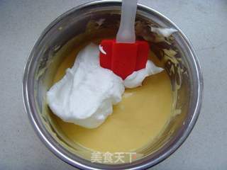 酸奶蛋糕(无油版)的做法步骤:7