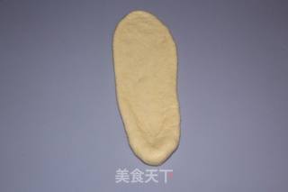奶香软绵——毛毛虫面包的做法步骤:3