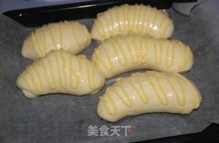 奶香软绵——毛毛虫面包的做法步骤:6