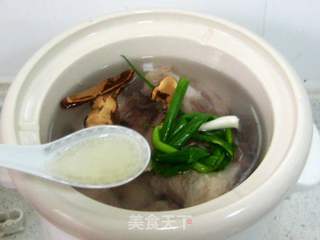 灵芝猪骨汤的做法步骤:7
