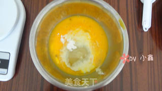 8寸戚风蛋糕制作方法的做法步骤:3