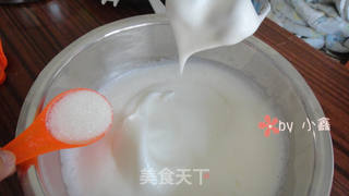 8寸戚风蛋糕制作方法的做法步骤:7