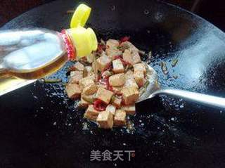 咸蒜苔烧豆腐的做法步骤:8