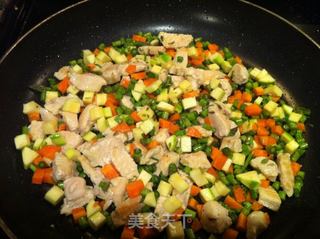 美式鸡肉什锦派的做法步骤：3