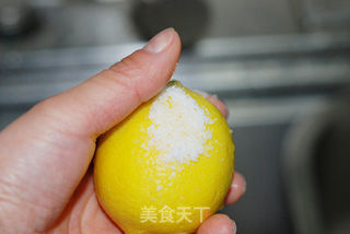 蜂蜜柠檬茶的做法步骤:2