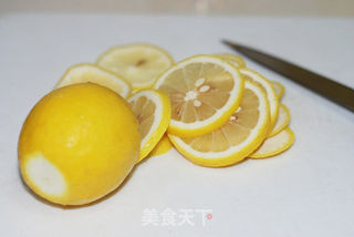 蜂蜜柠檬茶的做法步骤:3