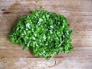 夏日小清新-----茼蒿豆腐的做法步骤:7