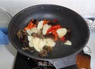 排毒养颜纤体的家常小菜——山药炒木耳的做法步骤:7