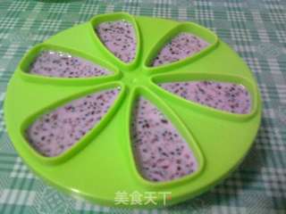 牛奶桑葚冰棍的做法步骤:9