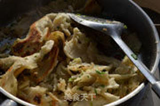 家常葱油饼的做法步骤:11