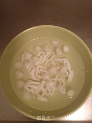 鱿鱼拉面沙拉的做法步骤:3
