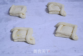 26张分解图手工打造草莓丹麦面包的做法步骤:26