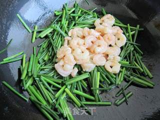 韭苔炒虾仁的做法步骤:8