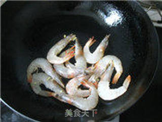 椿头大虾(配土豆丝饼)的做法步骤:7