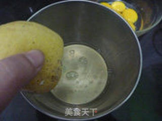 双色戚风的做法步骤:2