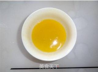 清香宜人的小蛋糕——芒果小蛋糕的做法步骤:3
