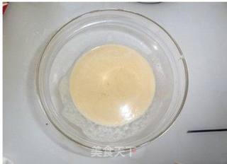 清香宜人的小蛋糕——芒果小蛋糕的做法步骤:2