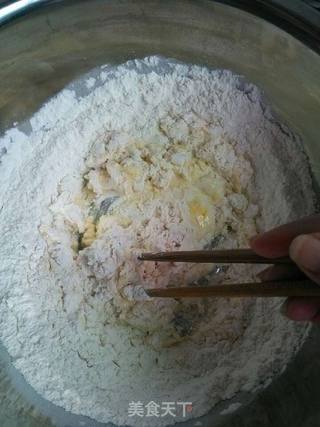 蜜豆小花面包的做法步骤:2