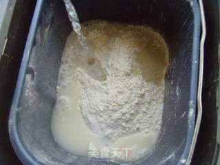 给味觉一个惊喜---辣味面包条的做法步骤:2