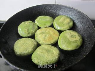 清香艾草饼的做法步骤:13