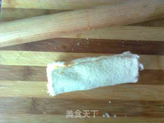 吐司香蕉卷的做法步骤:5