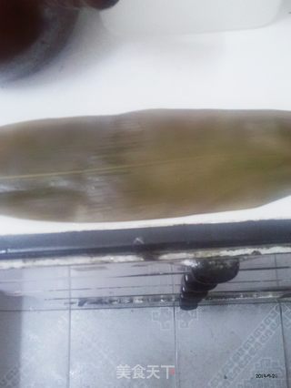 五月粽子节预热——水晶西米粽的做法步骤:2