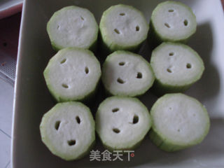 丝瓜虾茸盅的做法步骤:2