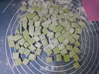 吸引小盆友的美食--翡翠蝴蝶面&螺旋面的做法步骤:16