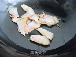 山药腊肉的做法步骤：4