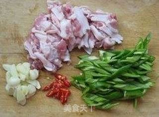 〖生爆盐煎肉〗——热火朝天滋味，地道川味的做法步骤：2
