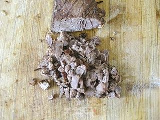 开胃养眼饭--------五彩菠萝炒饭(巧挖菠萝)的做法步骤:8