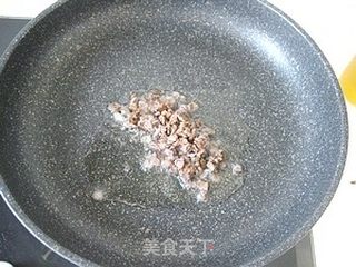 开胃养眼饭--------五彩菠萝炒饭(巧挖菠萝)的做法步骤:10