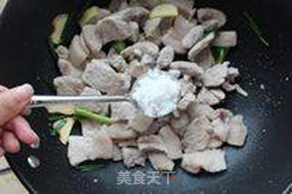 红烧肉烧芋头的做法步骤:9