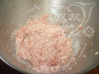 包子好看,全在摺上——猪肉小包的做法步骤:5