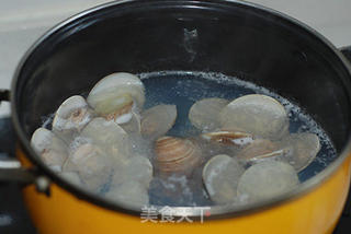 清炖蛤蜊狮子头的做法步骤:2